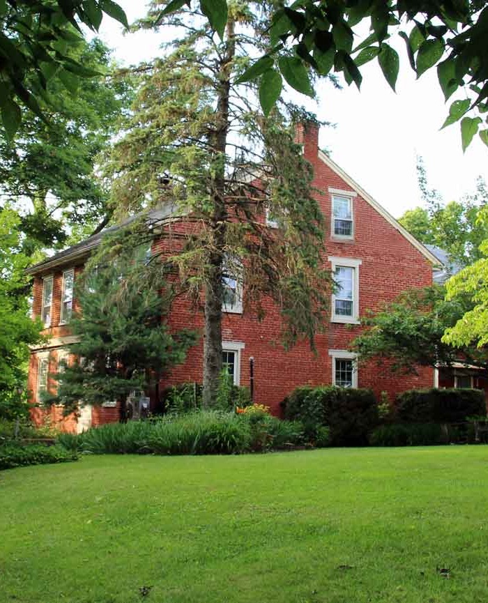 Hillside Farm Bed and Breakfast, Reinholds PA