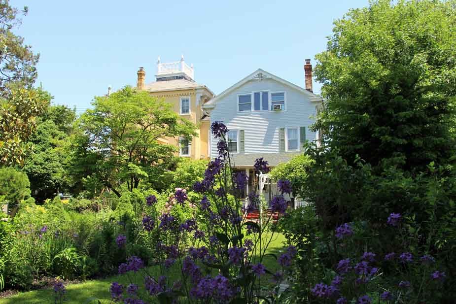 E. J. Bowman House Bed and Breakfast Lancaster, PA B&B