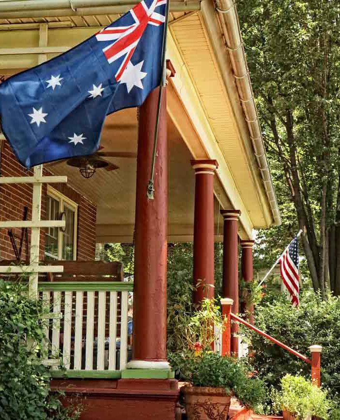 Australian Walkabout Inn Bed & Breakfast Flag near Strasburg PA