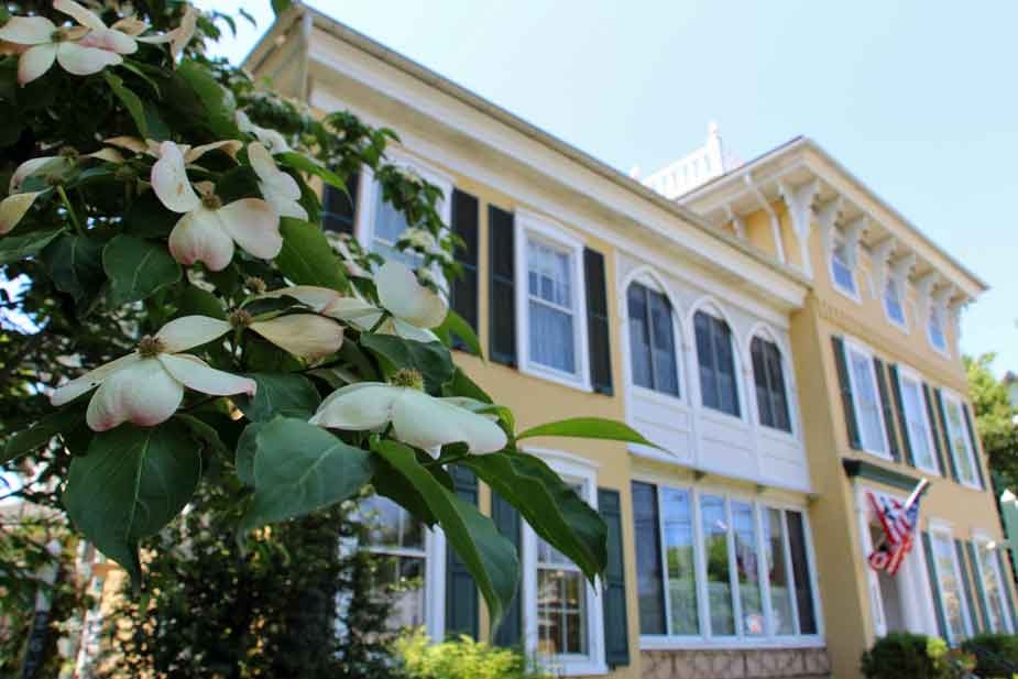 E. J. Bowman House Bed and Breakfast Lancaster, PA B&B