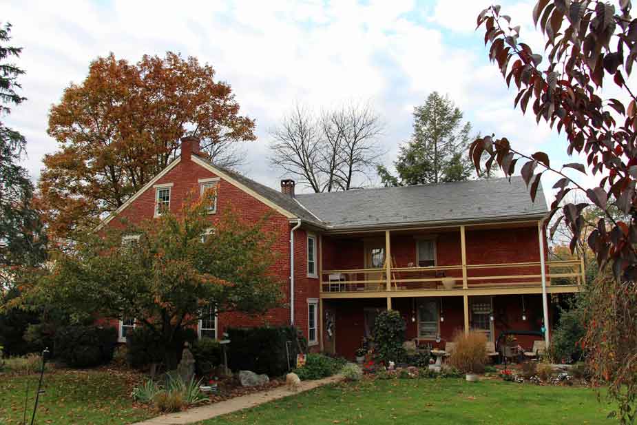 Hillside Inn in the Fall